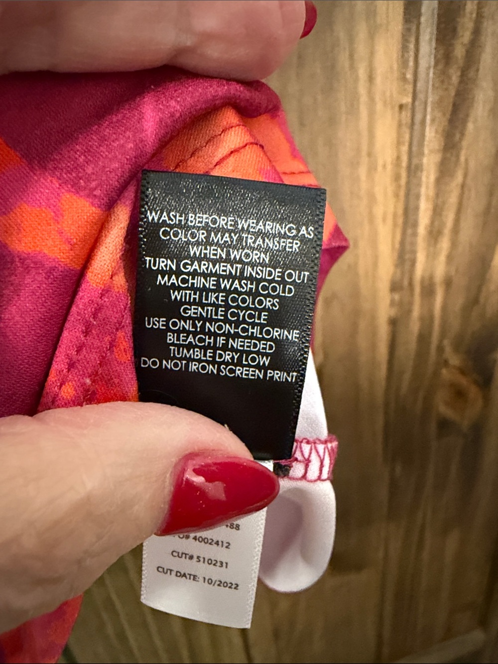 torrid Pink & Orange Abstract Ruched Button-Front Top - Picture 4 of 9